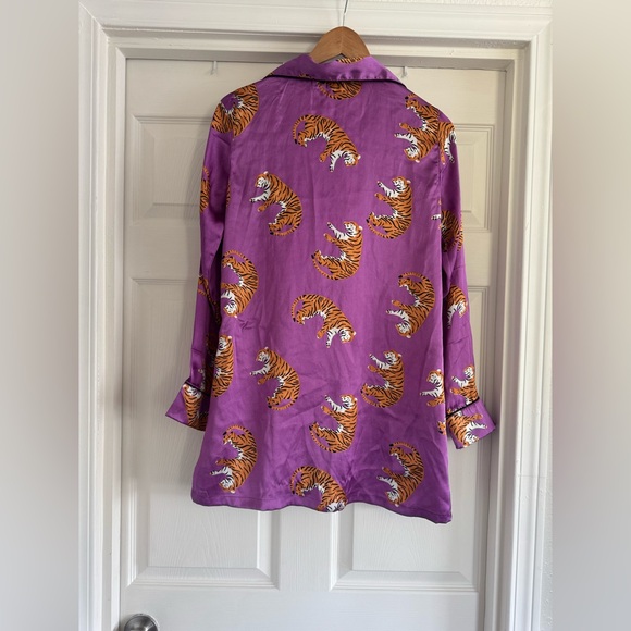 Nasty Gal Tiger Pajama Top, Long Sleeve, Size Small - Picture 2 of 12